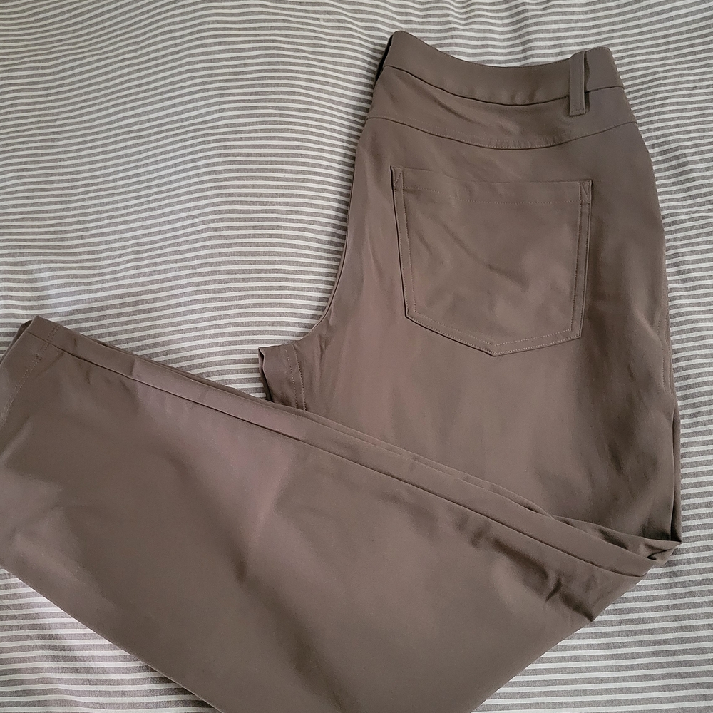 Lululemon Men's ABC Standard Fit Pants